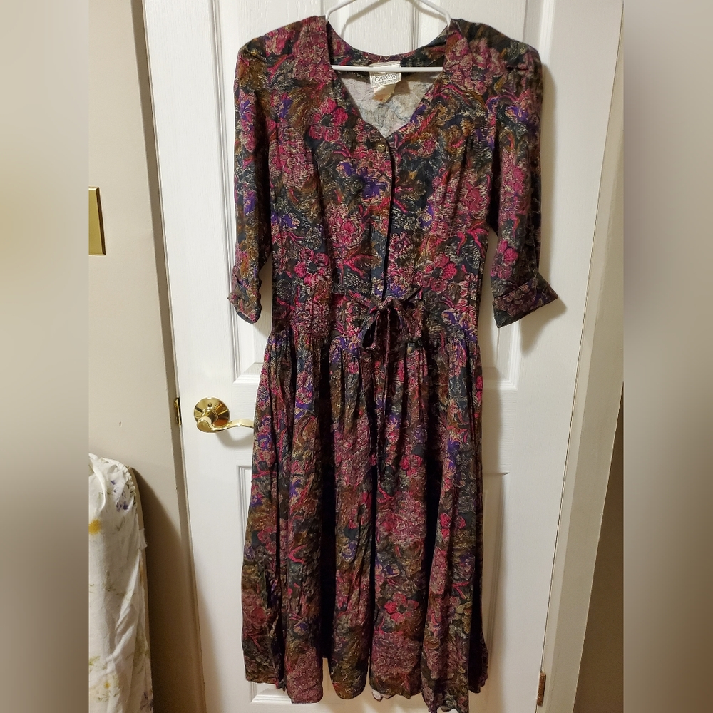 🔴 Romantic long sleeve black and pink floral maxi dress